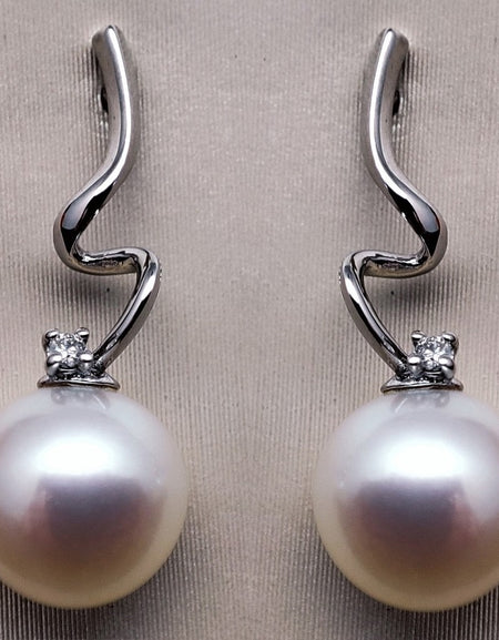 Orecchini DonnaOro in Oro Bianco 18kt Diamanti e Perle GAMMA