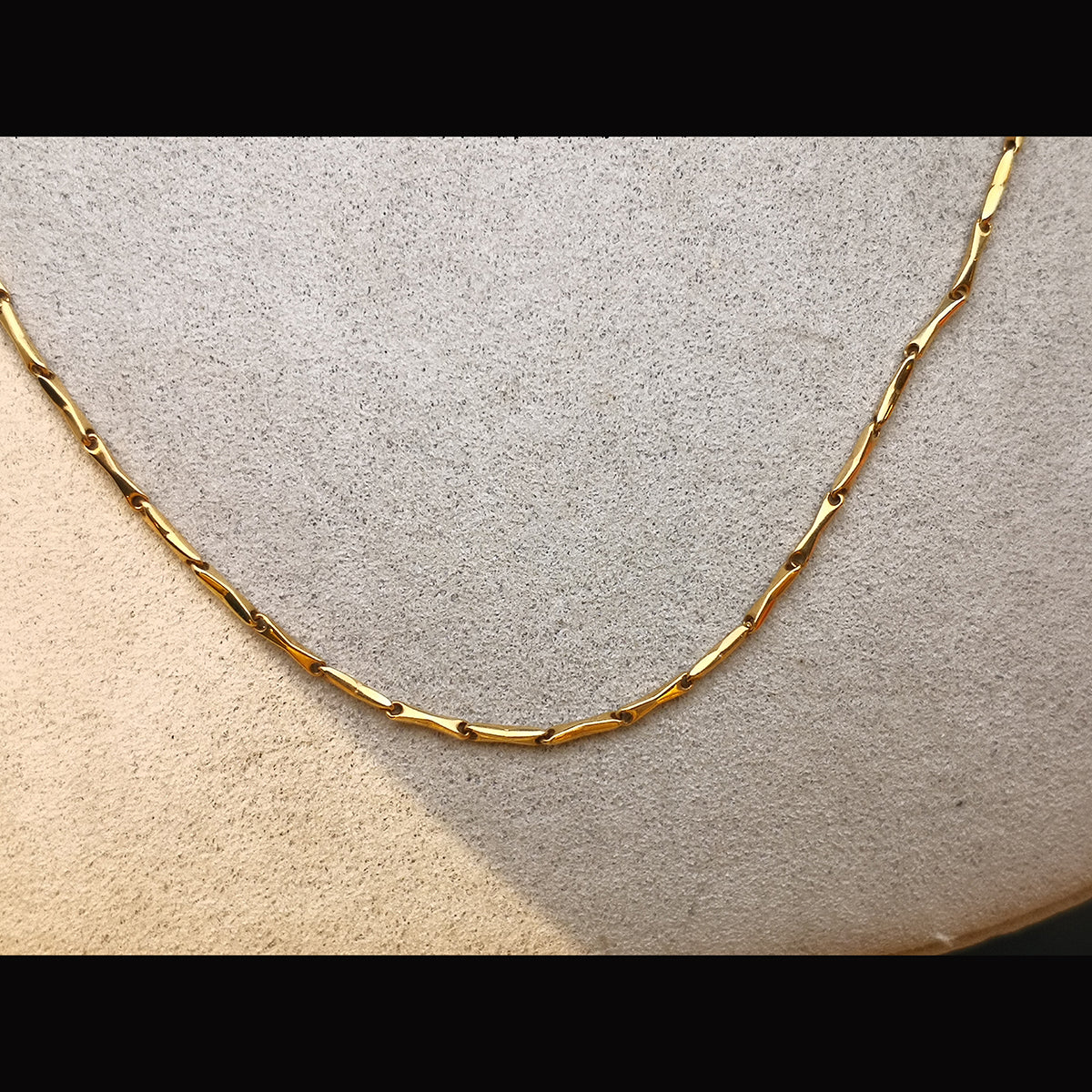 CARISSMA Collana Oro Giallo 9ct Con Pendente Chiave - Catena Groumette 46 Cm, Eleganza Italiana