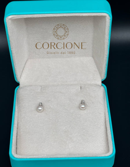LUCE DI DONNAORO Orecchini di Perle Selene 5-5.5mm e Diamanti 0.03ct in Oro Bianco 18kt