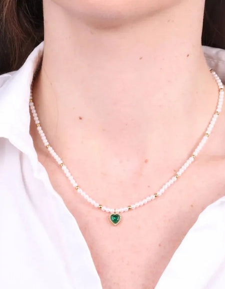 COEUR DE MAR Collana in Acciaio con giro di perle e cuore verde