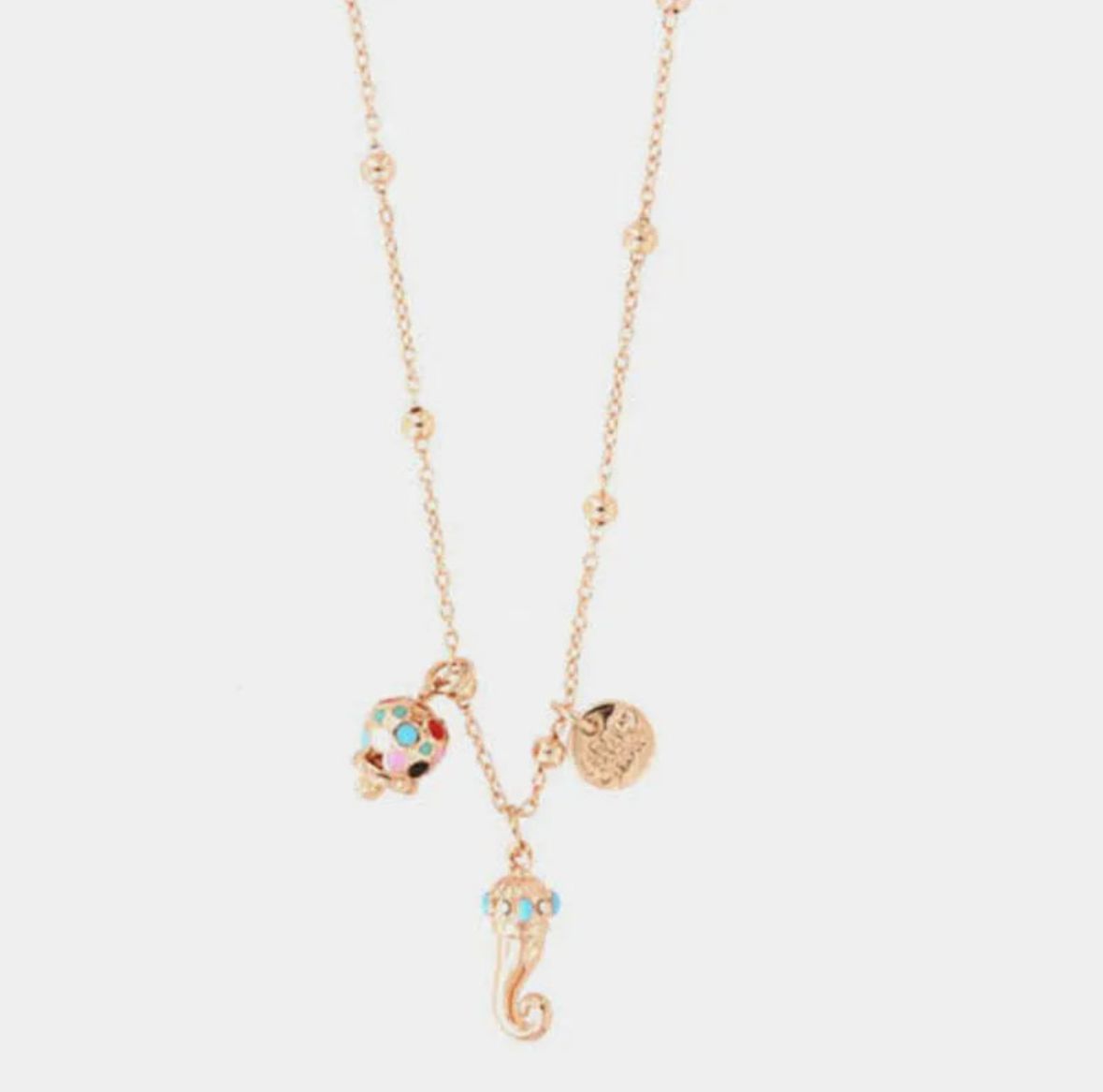 Collana in Metallo con corno pendente impreziosito da punte di smalto turchese e campanella in smalti multicolore AMOCAPRI