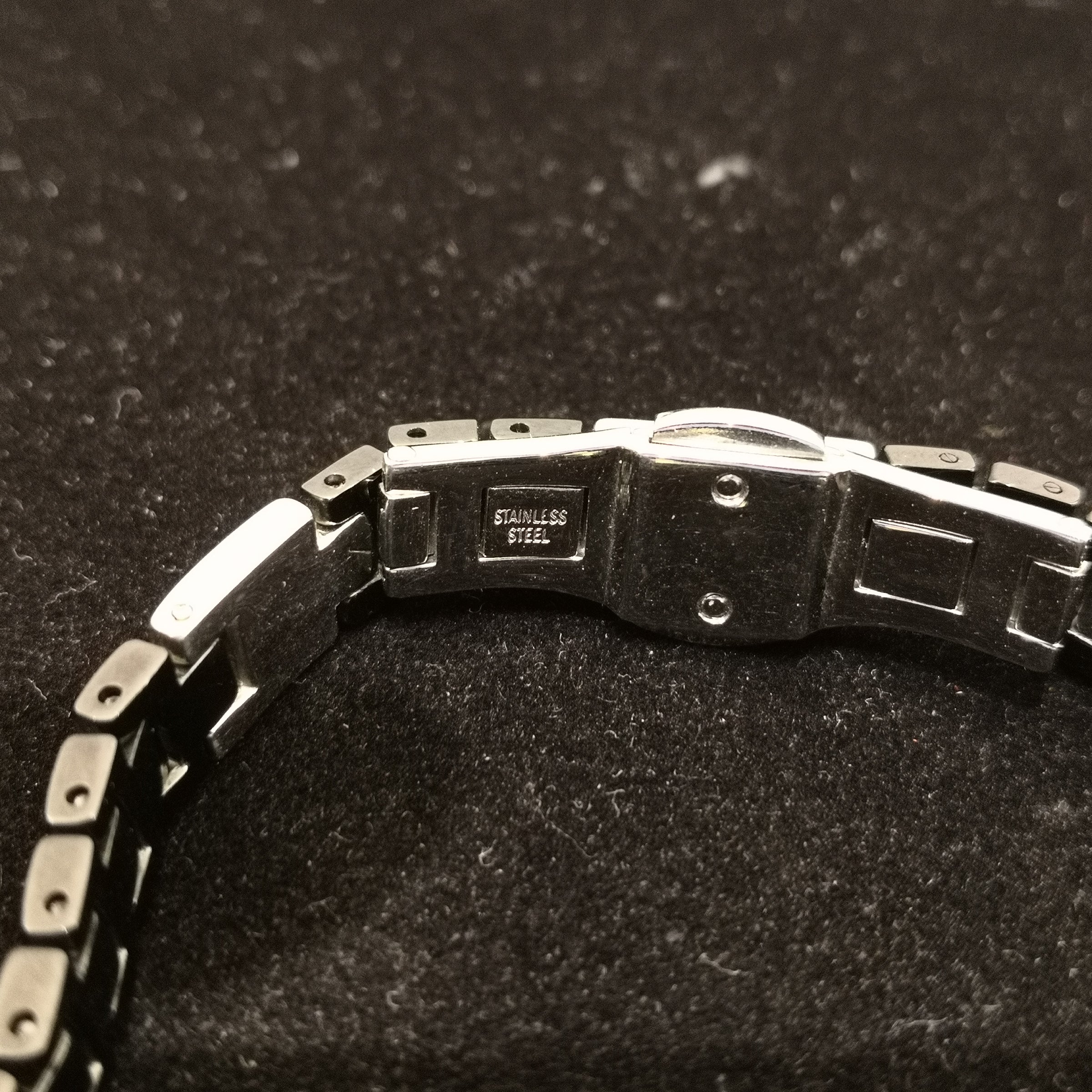 Milakoo Bracciale Rigido in Acciaio inox Caratterizzato da una...Braccialetto MILAKOO Donna - Acciaio Regolabile 6mm/8mmBracciali Oro Donna MILAKOO Bracciale Rigido In Acciaio Inox Milakoo Bracciale Rigido in Acciaio inox Caratterizzato da una...Braccialetto MILAKOO Donna - Acciaio Regolabile 6mm/8mmBracciali Oro Donna MILAKOO Bracciale Rigido In Acciaio Inox