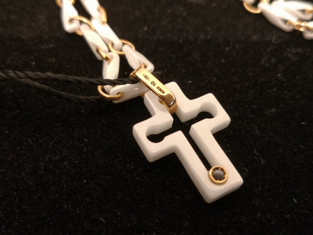 Pendente BARAKA' a Croce in ceramica Bianca, Oro rosa e Diamante Nero LIMITED EDITION