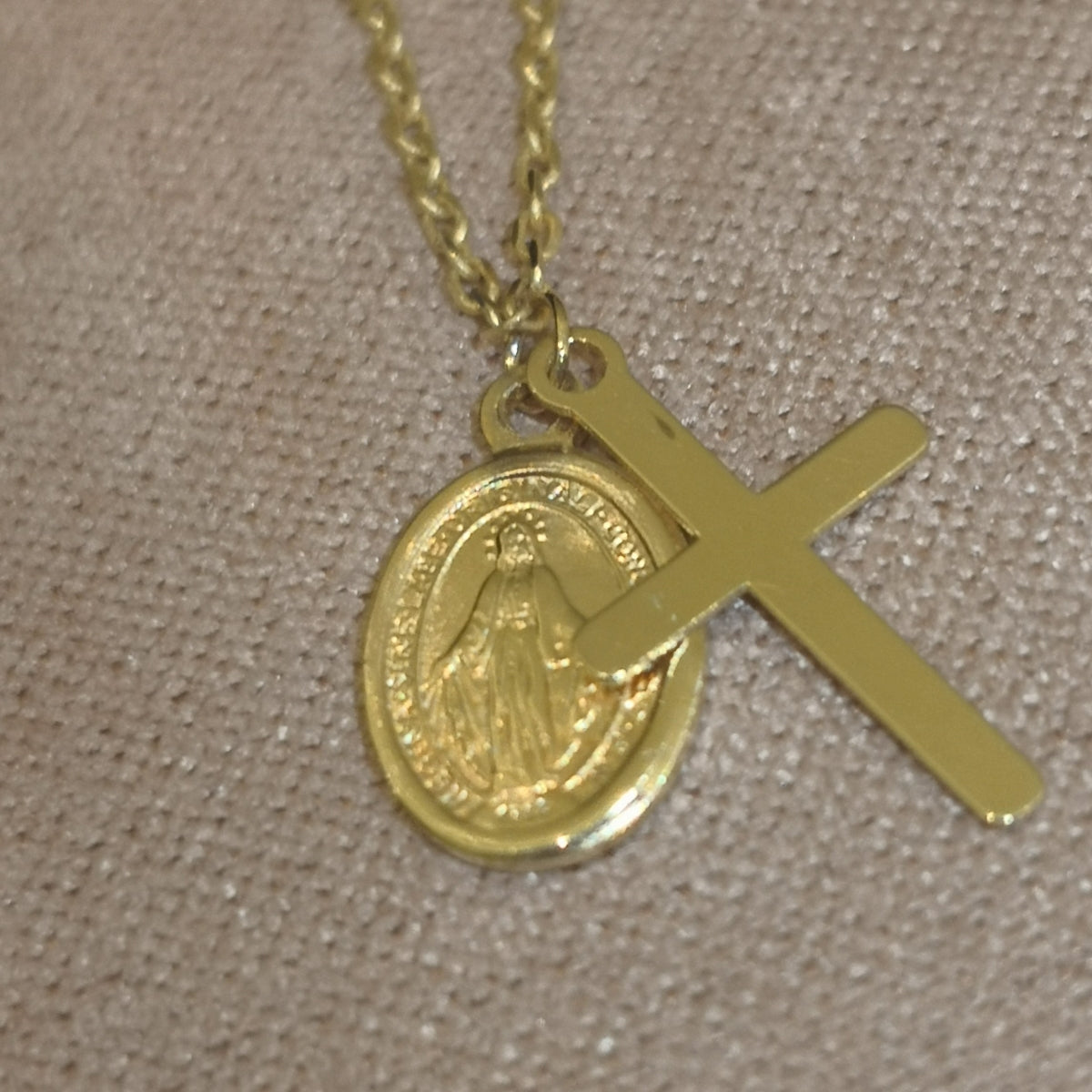 Collana Donna AMEN Oro 9kt Sacra Madonna Miracolosa con Croce