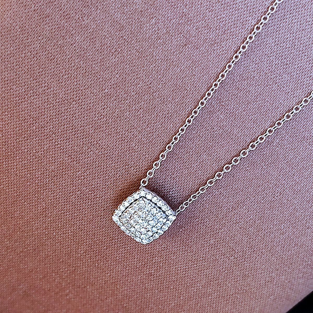 Collana Donna SALVINI Bagliori in Oro Bianco 18kt e Diamanti 017ct