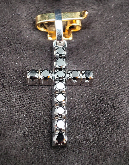 Pendente a Croce CHIMENTO IMMAGINI SACRE in Oro Bianco e Diamanti Black 0.41ct