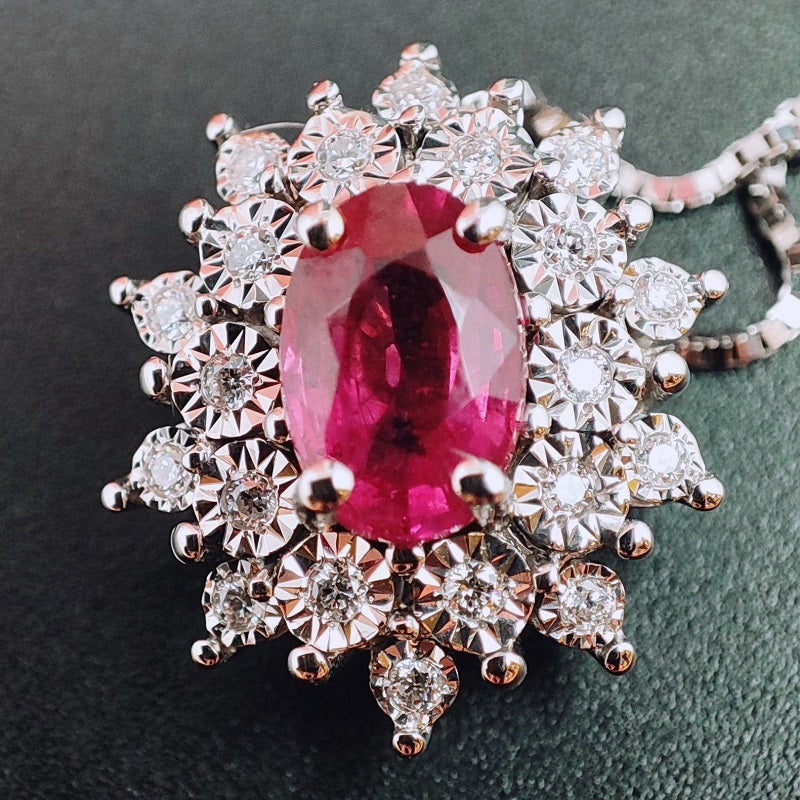 Collana DonnaOro Mistero con pendente in Oro bianco 18kt con Rubino e Diamanti