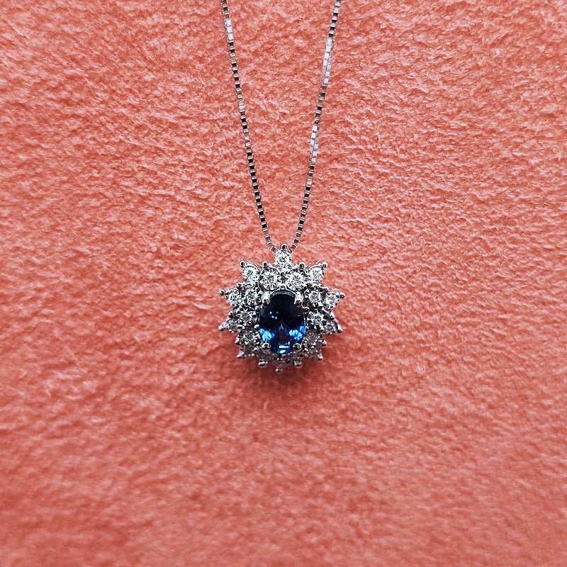 Collana DonnaOro Mistero con pendente in Oro bianco 18kt con Zaffiro e Diamanti