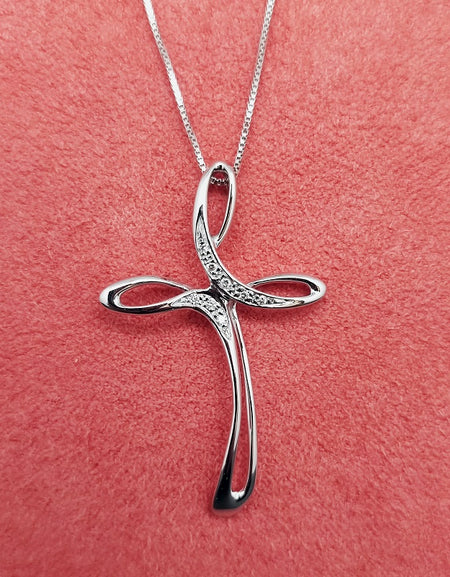 Collana DonnaOro DEVOTION con Croce in Oro Bianco 18kt e Diamanti 0.04CT