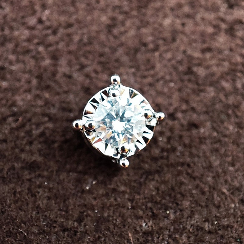 Orecchini DonnaOro ETERNA Punti luce in Oro Bianco 18kt e Diamanti 0.20ct