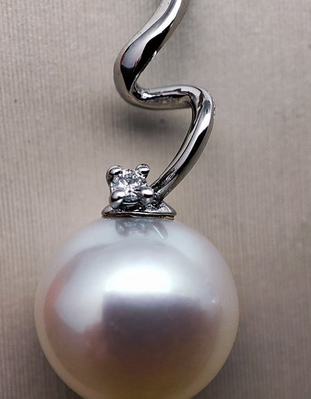 Orecchini DonnaOro in Oro Bianco 18kt Diamanti e Perle GAMMA