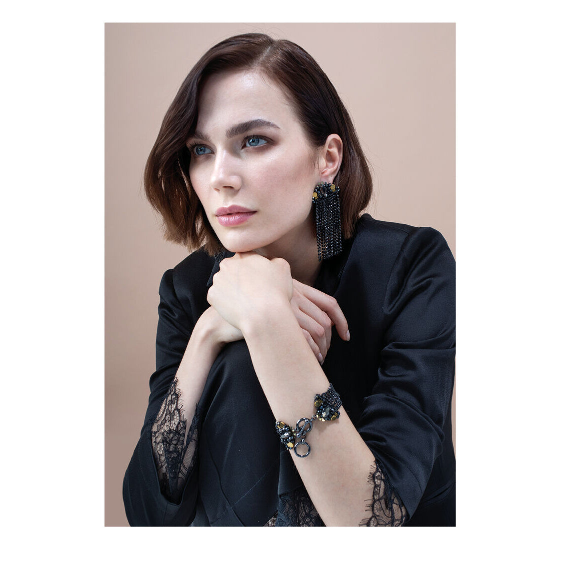 OTTAVIANI Bracciale Donna Brunito con Cristalli Neri, Perline e Strass